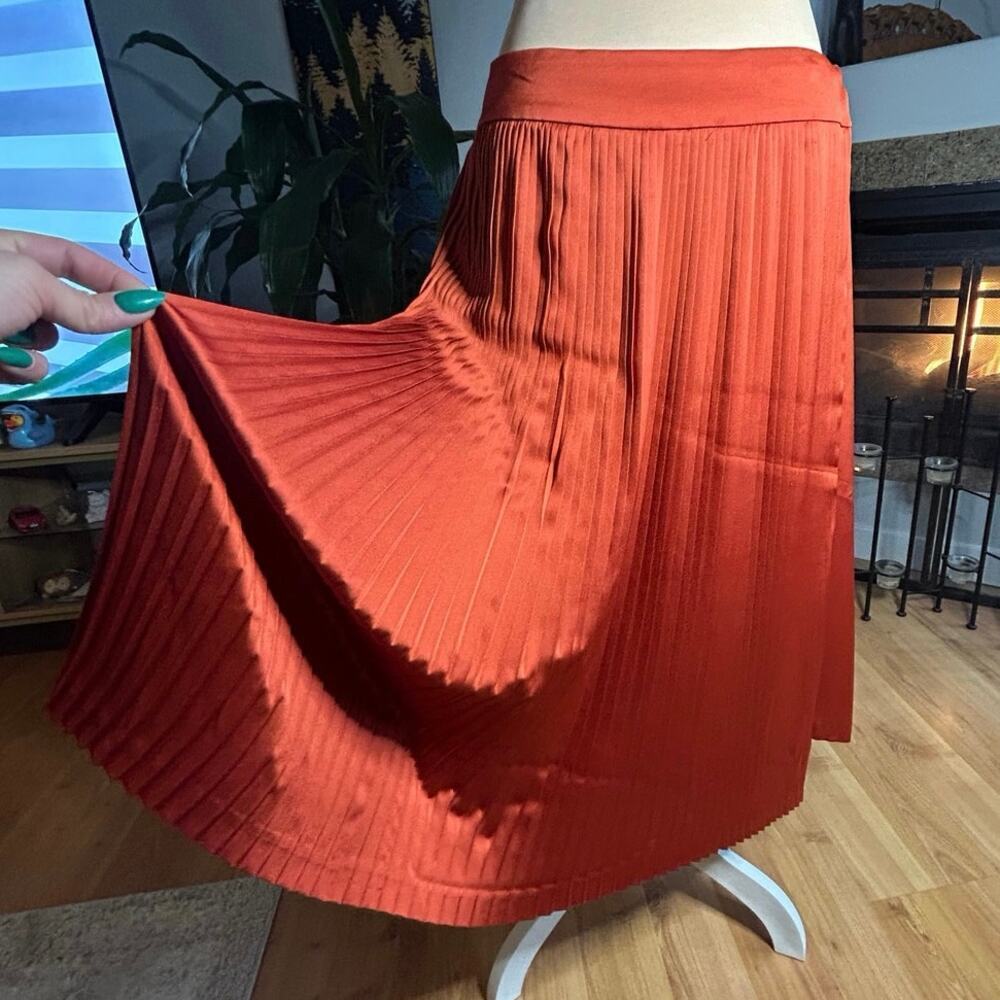 Banana Republic Olivia Palermo Burnt Orange Pleated Midi Wrap Satin Skirt Sz 14 - Picture 2 of 9